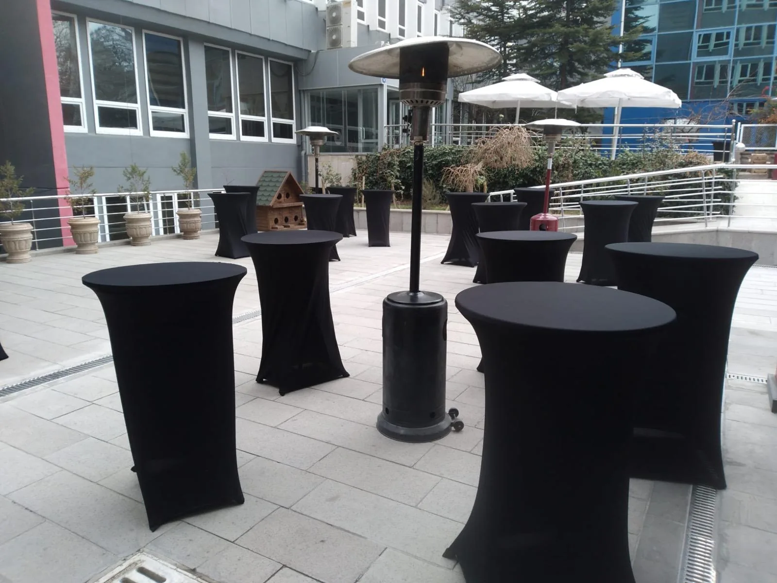 Lake ve Örtülü Bistro (Kokteyl) Masaları gerçek ürün fotoğrafı 5
